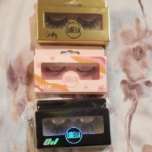 Women's Makeup Lashes Set - Gold, Pink, Black